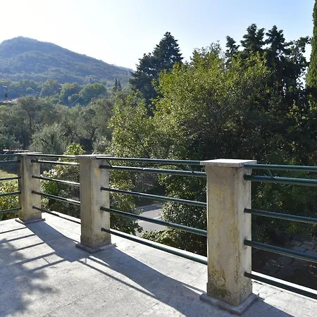Villa Casa Storica Sulla Spiaggia Torri Del Benaco